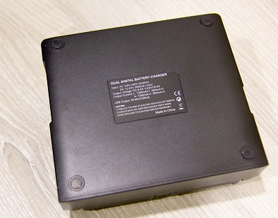 Двойное зарядное у-во BC-Q2 с инфо индикатором Для Sony BP-U30/60/90 + usb Charger