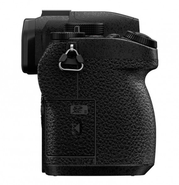 Фотоаппарат беззеркальный Panasonic Lumix DC-G 95 Body