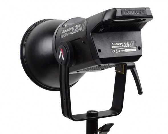 Осветитель Aputure Amaran LS C120d II  (V-mount)