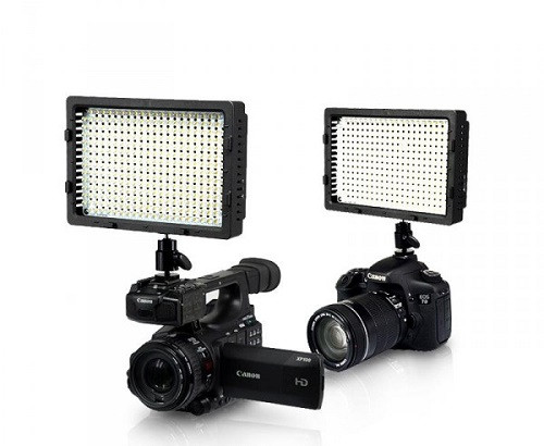 Накамерный свет NanGuang CN-304C