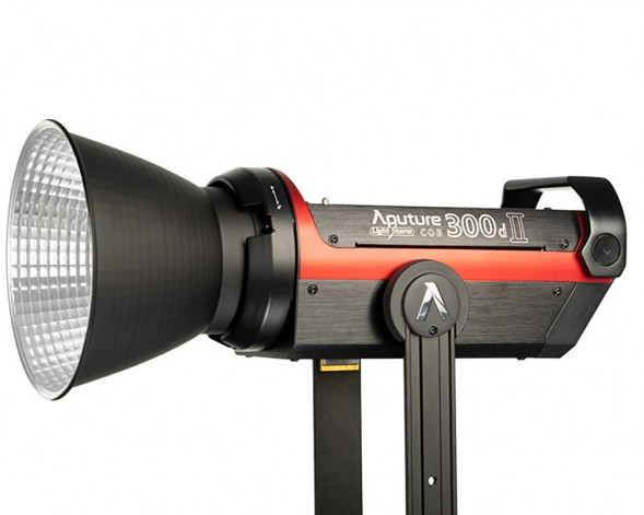 Осветитель Aputure Amaran LS C300d II