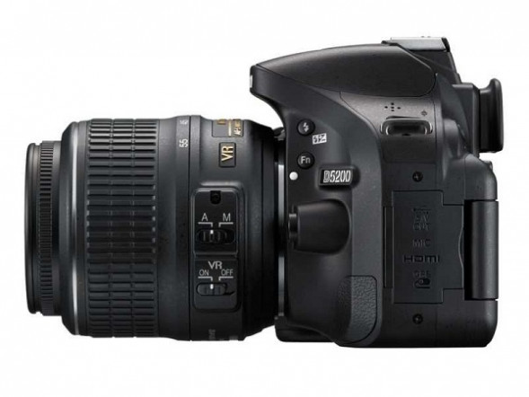 Фотоаппарат зеркальный Nikon D5200 Kit