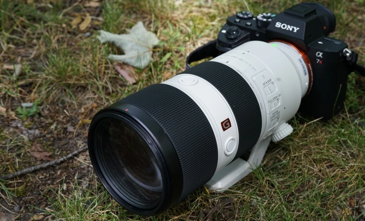 Объектив Sony FE 70-200mm f/2.8 GM OSS (SEL-70200GM) купить в
