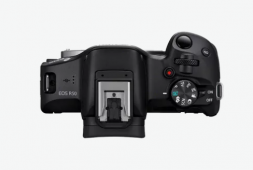 Фотоаппарат беззеркальный Canon EOS R50 Kit RF-S 18-150mm f/3.5-6.3 IS STM в Москве