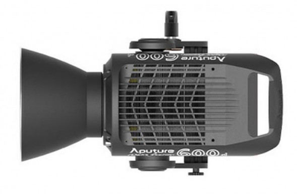 Студийный свет Aputure Light Storm LS 600D V-mount kit