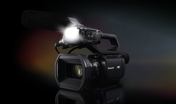 Видеокамера Panasonic AG-CX18