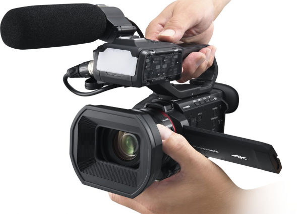 Видеокамера Panasonic AG-CX18