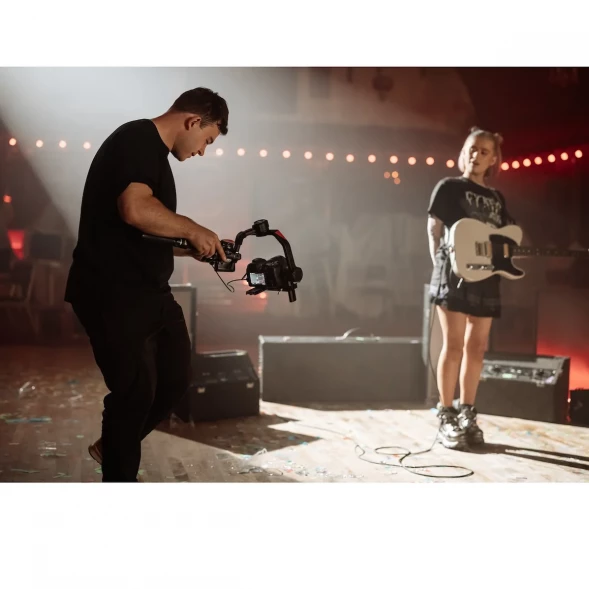 Фотоаппарат беззеркальный Canon EOS R5 Mark II Kit RF 24-105mm F4L IS USM