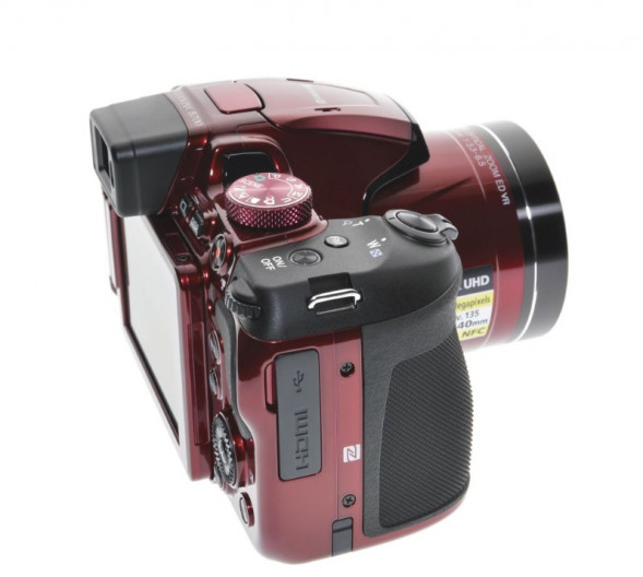 Фотоаппарат цифровой Nikon Coolpix B700 