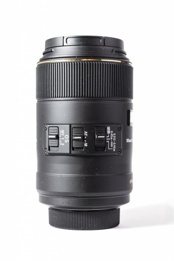 Объектив Sigma AF 105mm f/2.8 EX DG OS HSM Macro Canon EF — 