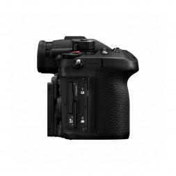 Фотоаппарат беззеркальный Panasonic Lumix GH6 Body в Москве