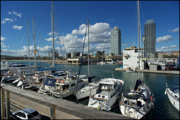 Объектив Sony 20mm f/2.8 E (SEL-20F28)