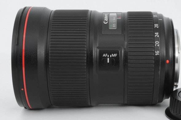 Объектив Canon EF 16-35mm f/2.8L III USM