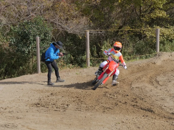 Видеокамера Panasonic HC-X1600