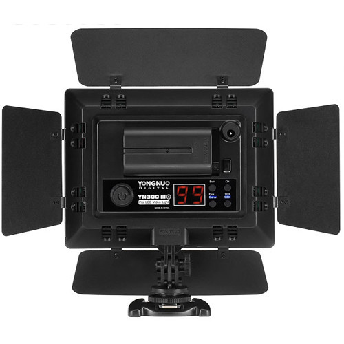 Светодиодная панель Yongnuo YN-300 III LED