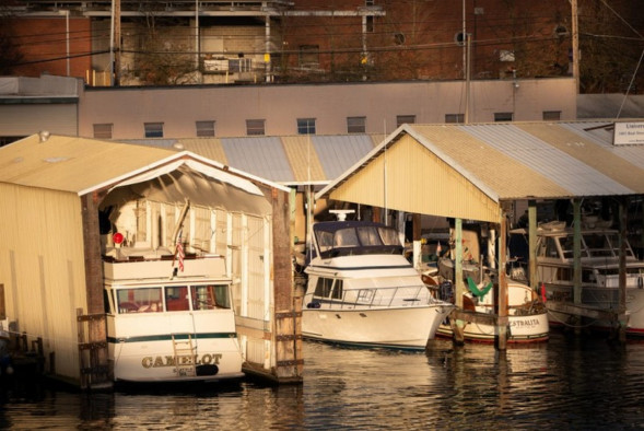 Объектив Panasonic Lumix S 70‑300mm f/4.5‑5.6 (S-R70300E)