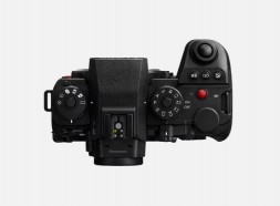 Фотоаппарат беззеркальный Panasonic Lumix S1 II Body в Москве