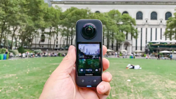 Экшн-камера Insta360 X3