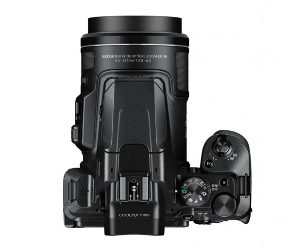 Фотоаппарат цифровой Nikon Coolpix P950