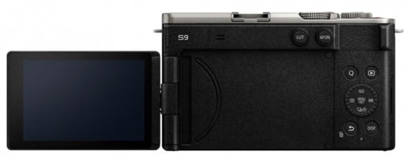 Фотоаппарат беззеркальный Panasonic Lumix S9 Body Silver