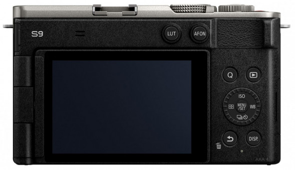 Фотоаппарат беззеркальный Panasonic Lumix S9 Body Silver