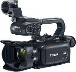 Видеокамера Canon XA11 в Москве