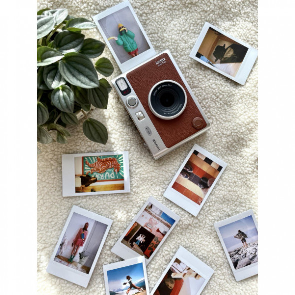 Фотоаппарат моментальной печати Fujifilm Instax Mini Evo Коричневый