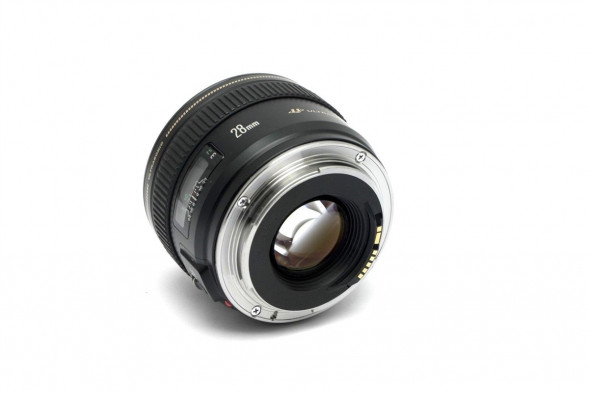 Объектив Canon EF 28 f/1.8 USM