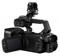 Видеокамера Canon XA70 в Москве