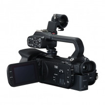 Видеокамера Canon XA15 в Москве