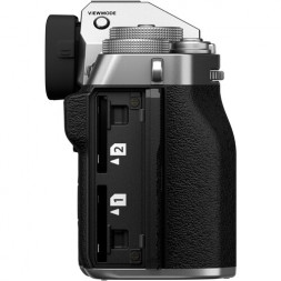 Фотоаппарат беззеркальный Fujifilm X-T5 Body, серебристый в Москве