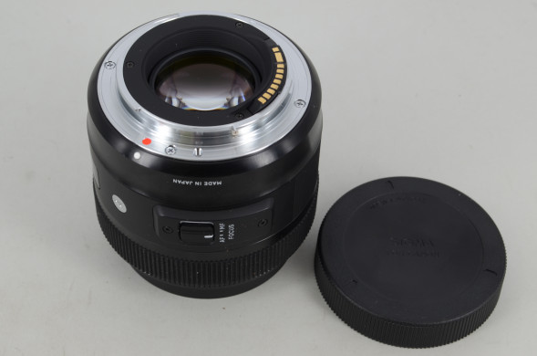 Объектив Sigma AF 30mm f/1.4 DC HSM Art Canon EF-S