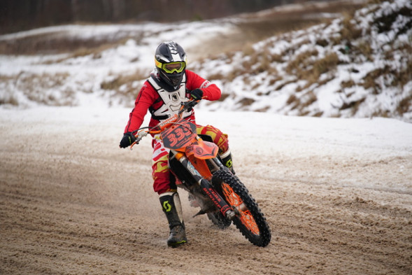 Фотоаппарат беззеркальный Sony Alpha ILCE-9M2 Body