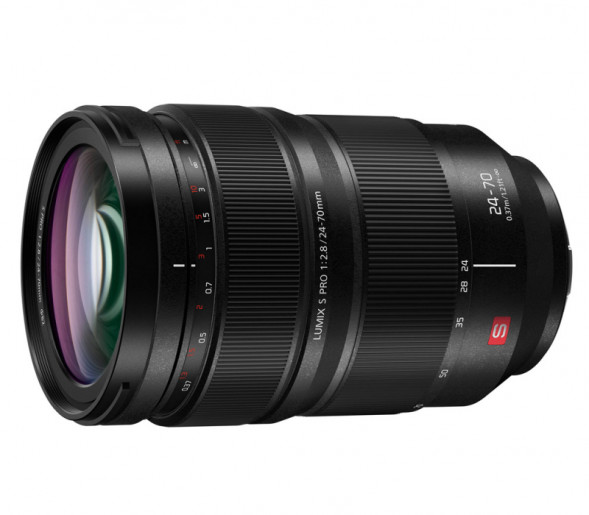 Объектив Panasonic 24-70mm f/2.8 Lumix S Pro