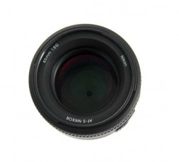 Объектив Nikon 85mm f/1.8G AF-S Nikkor в Москве