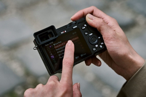 Цифровой фотоаппарат Sony Cyber-shot DSC-RX1RM3 (III)