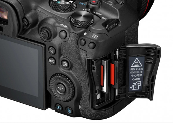 Фотоаппарат беззеркальный Canon EOS R6 Mark III Kit RF 24-105mm f/4-7.1 IS STM