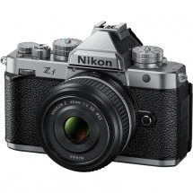 Фотоаппарат беззеркальный Nikon Zf Kit 40mm F2 SE серебристый в Москве