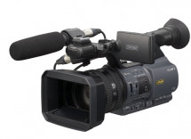 Видеокамера Sony DSR-PD175 в Москве