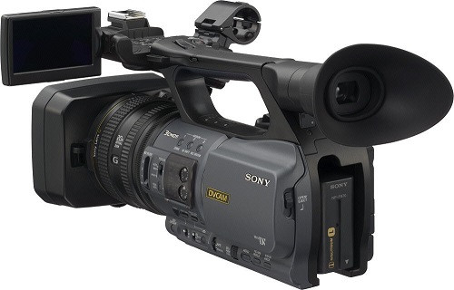 Видеокамера Sony DSR-PD175