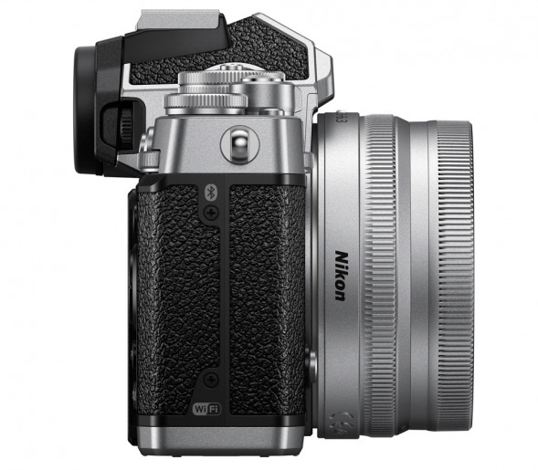 Фотоаппарат беззеркальный Nikon Z fc Kit 16-50mm f/3.5-6.3 VR Silver