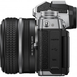 Фотоаппарат беззеркальный Nikon Z fc Kit 28mm Silver в Москве
