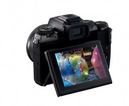 Фотоаппарат беззеркальный Canon EOS M5 Kit 15-45 mm IS STM Black в Москве