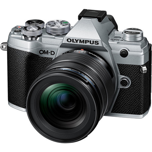 Фотоаппарат беззеркальный Olympus OM-D E-M5 Mark III Kit M.ZUIKO Digital ED 12-45mm f/4.0 PRO Серебристый
