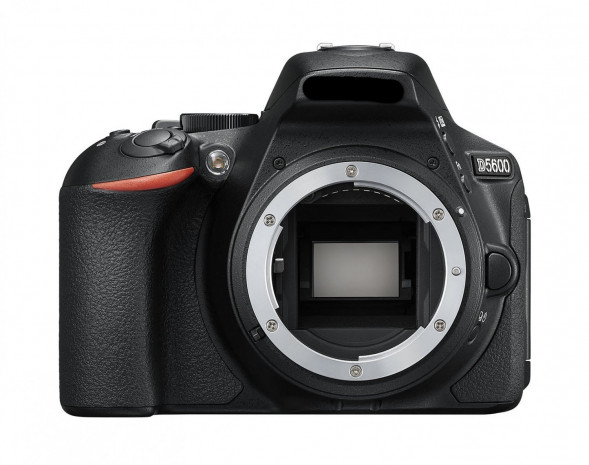 Фотоаппарат зеркальный Nikon D5600 Body