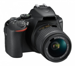Фотоаппарат зеркальный Nikon D5600 Kit в Москве