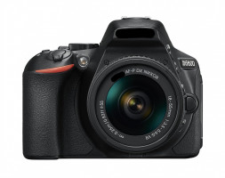 Фотоаппарат зеркальный Nikon D5600 Kit в Москве