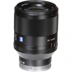 Объектив Sony Carl Zeiss Planar T* FE 50mm f/1.4 ZA (SEL-50F14Z) в Москве