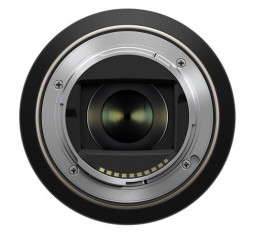 Объектив Tamron 17-70mm F2.8 Di III-A VC RXD Fujifilm в Москве