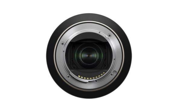 Объектив Tamron 70-300mm F/4.5-6.3 Di III RXD (A047) Sony E